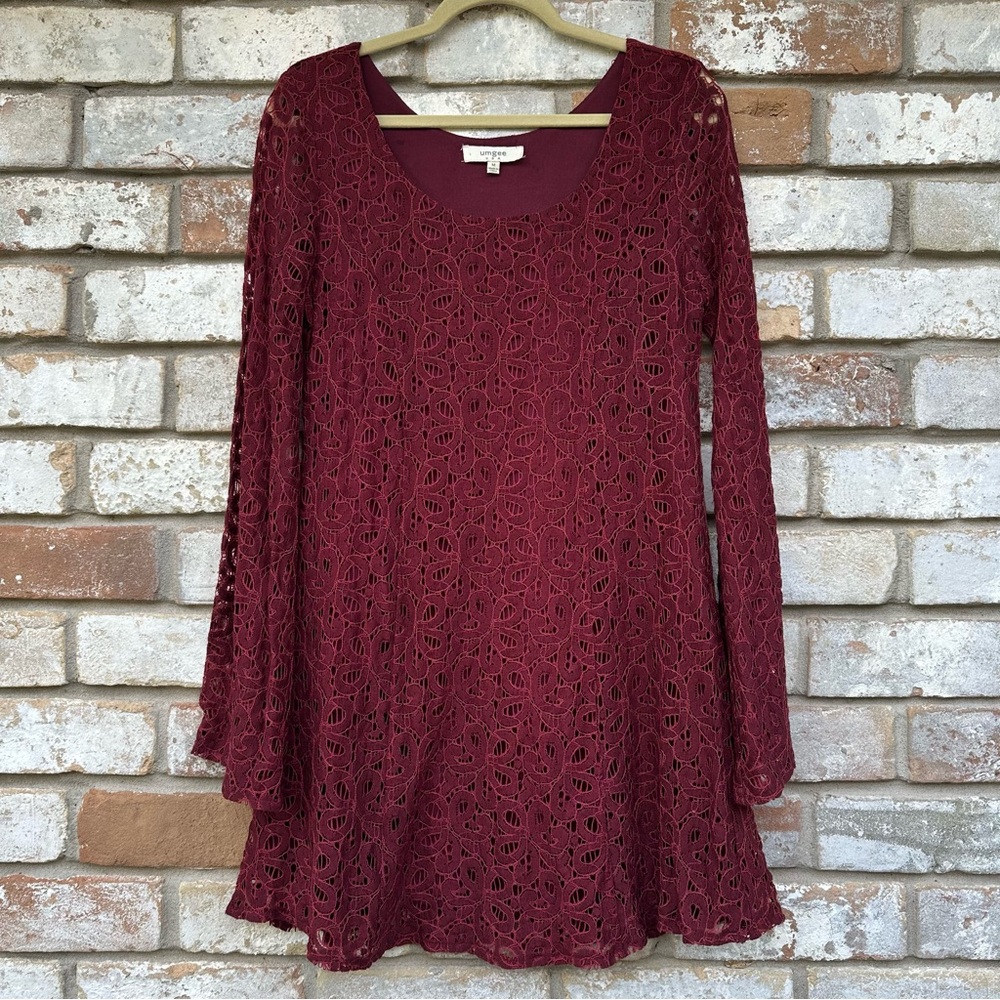 Umgee Lace Long Sleeved Tunic Top with Flared Arms